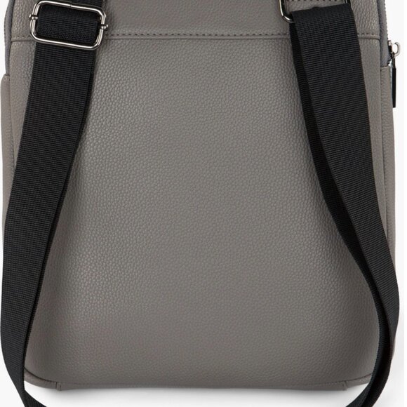 New With Tags!
Bugatti Large Crossbody - Picture 8 of 16